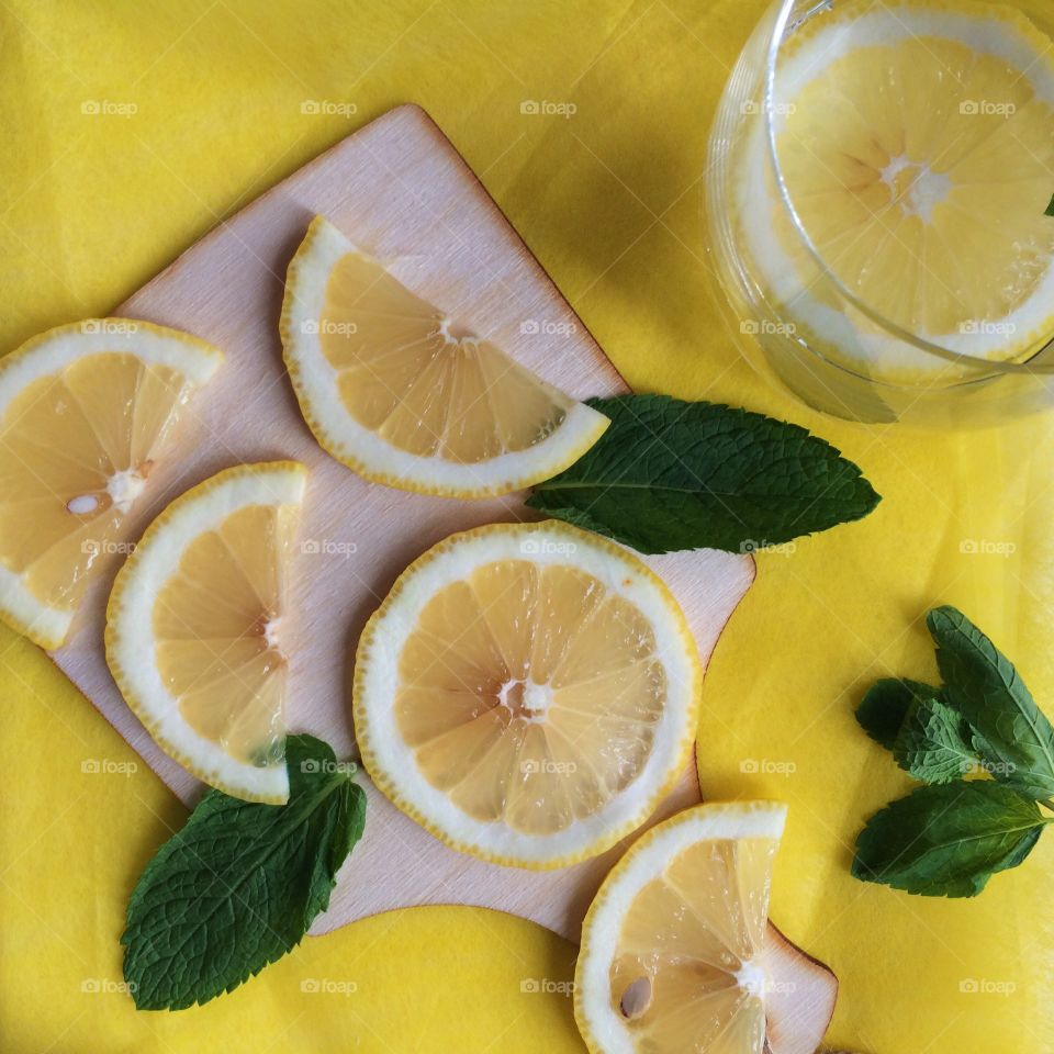 Lemon slice on table