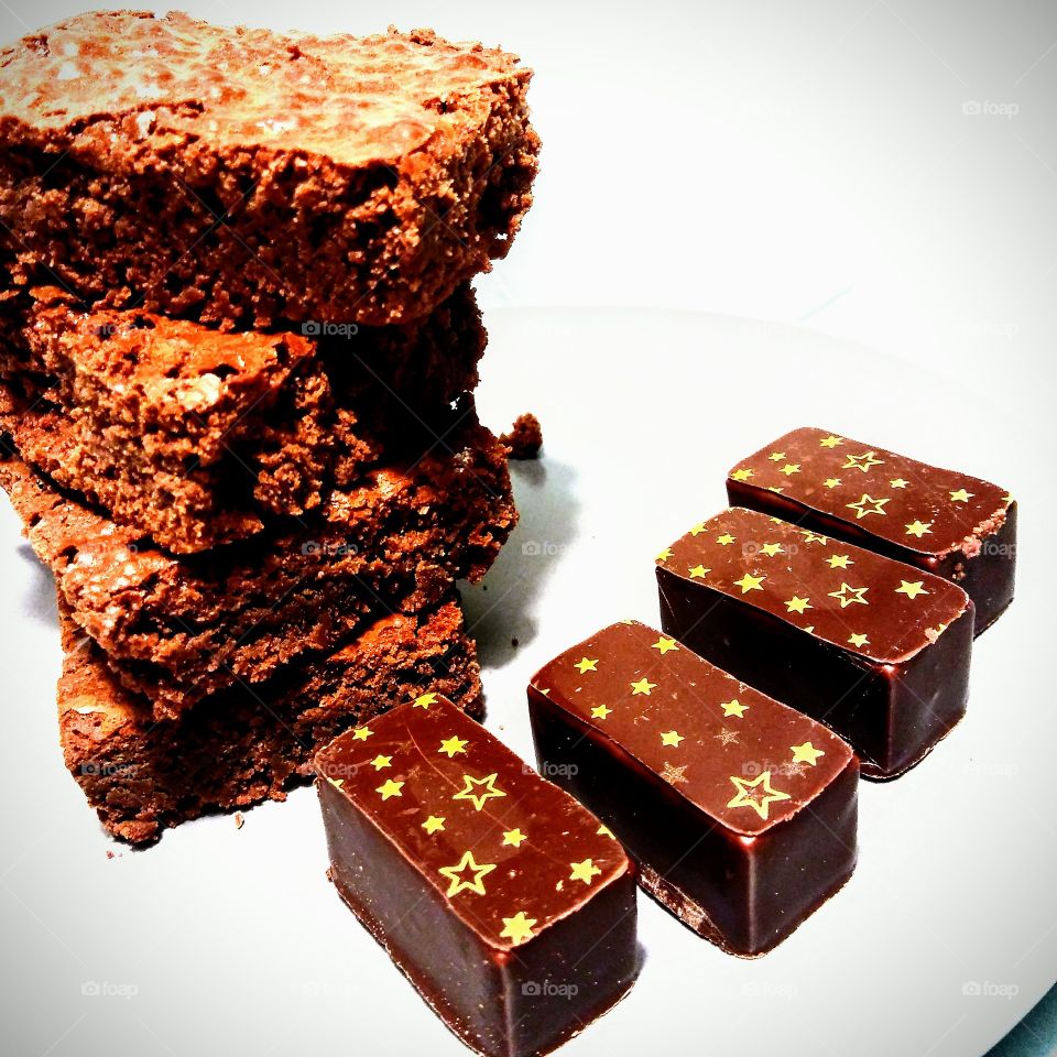 Brownie and sweets.
