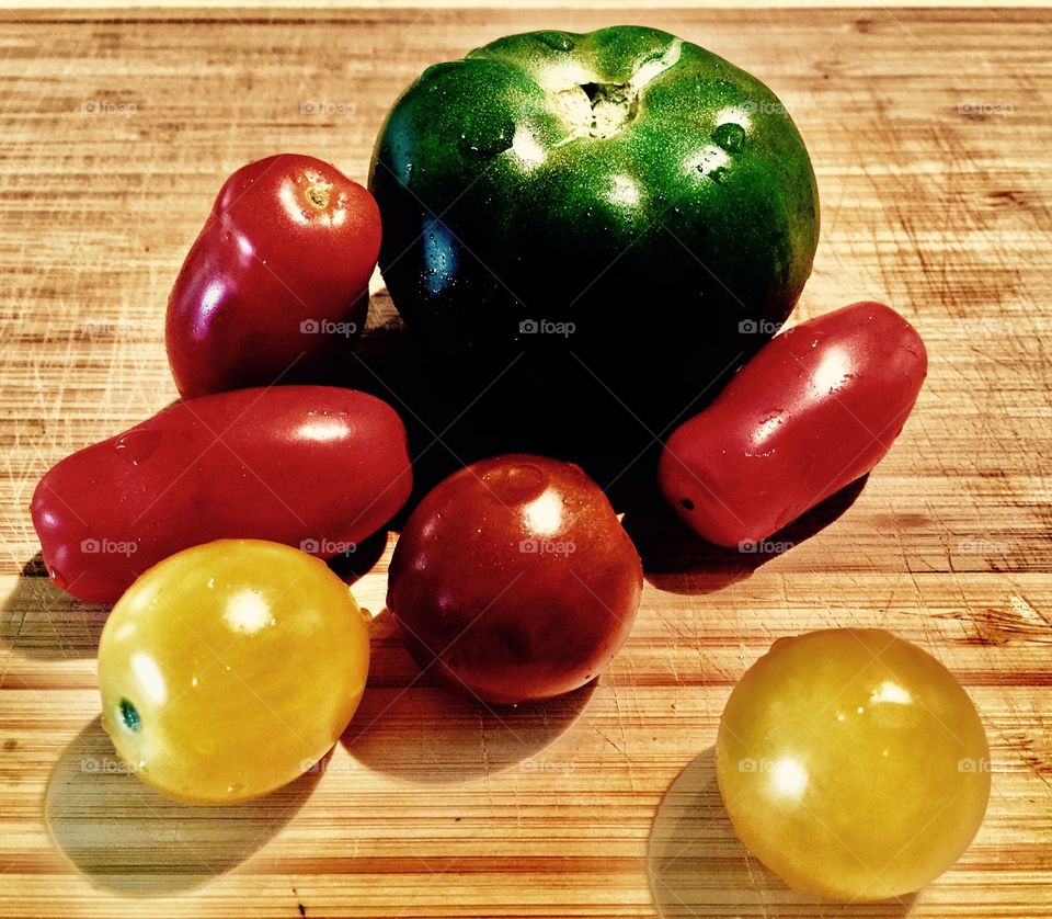 Mixed tomatoes 