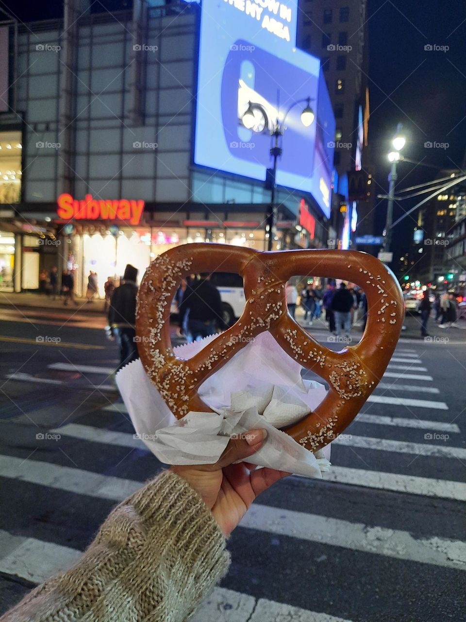 pretzel at times square