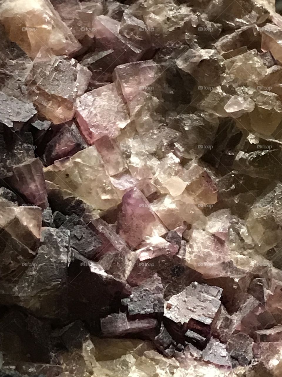Fluorite mineral specimen 