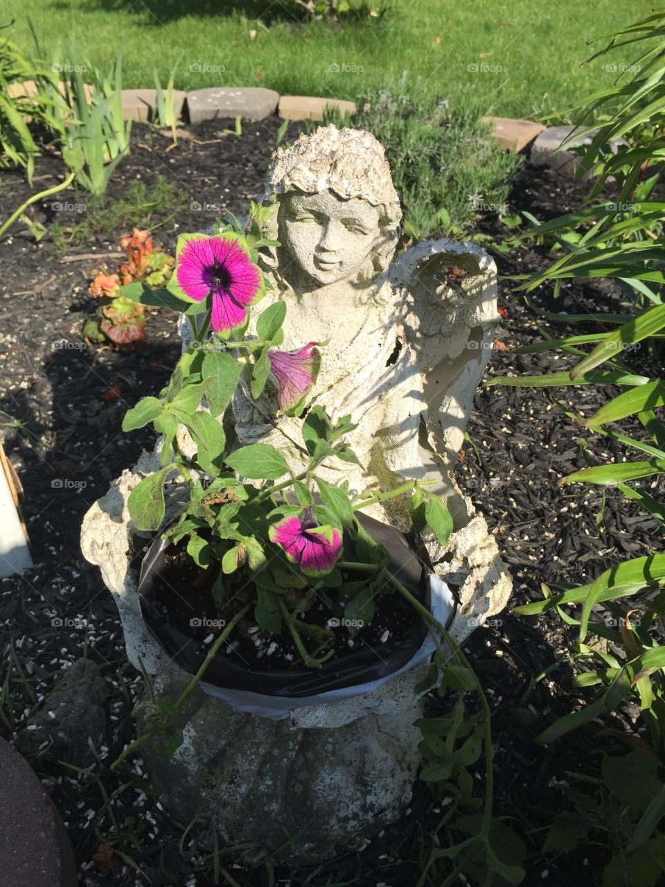 Broken Angel Planter