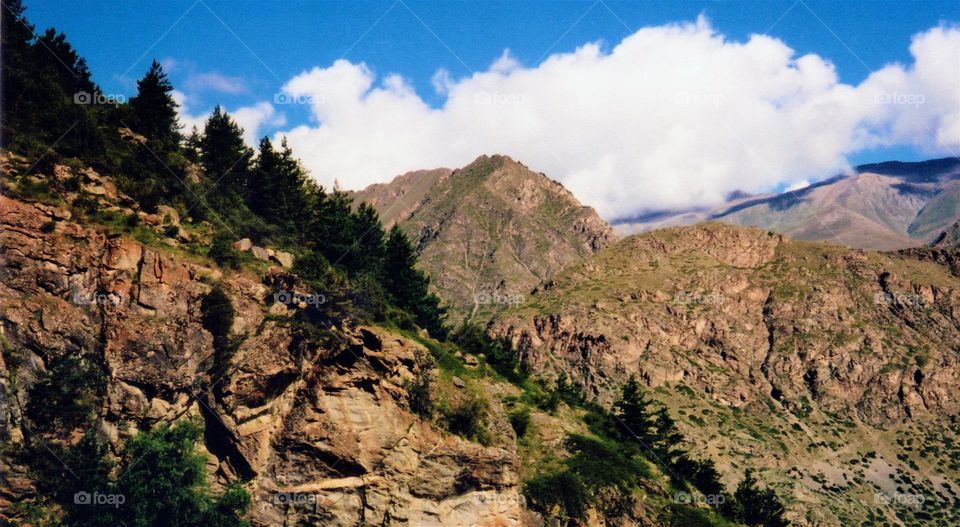 Picturesque mountains on a summer day⛰️