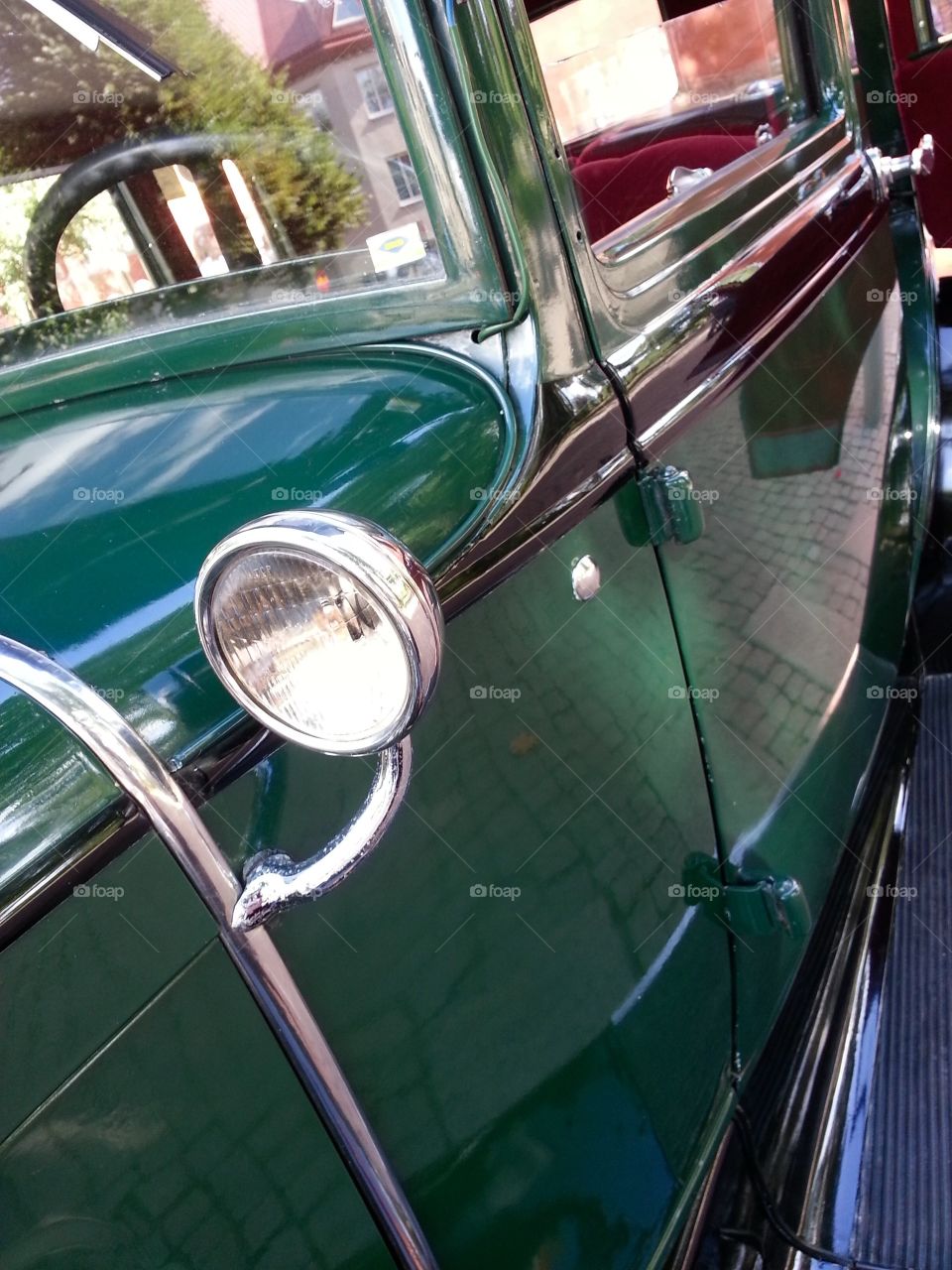 Vintage car 
Ford