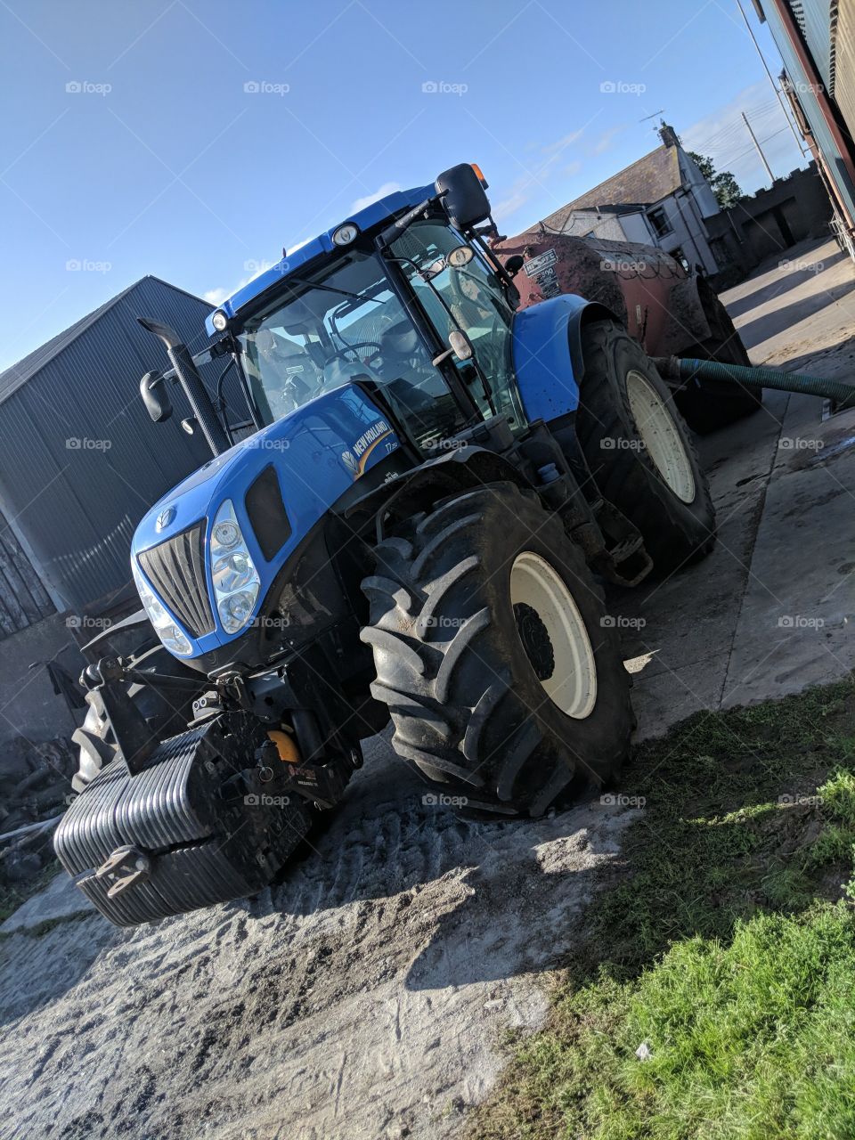 t7 250 newholland and tanker