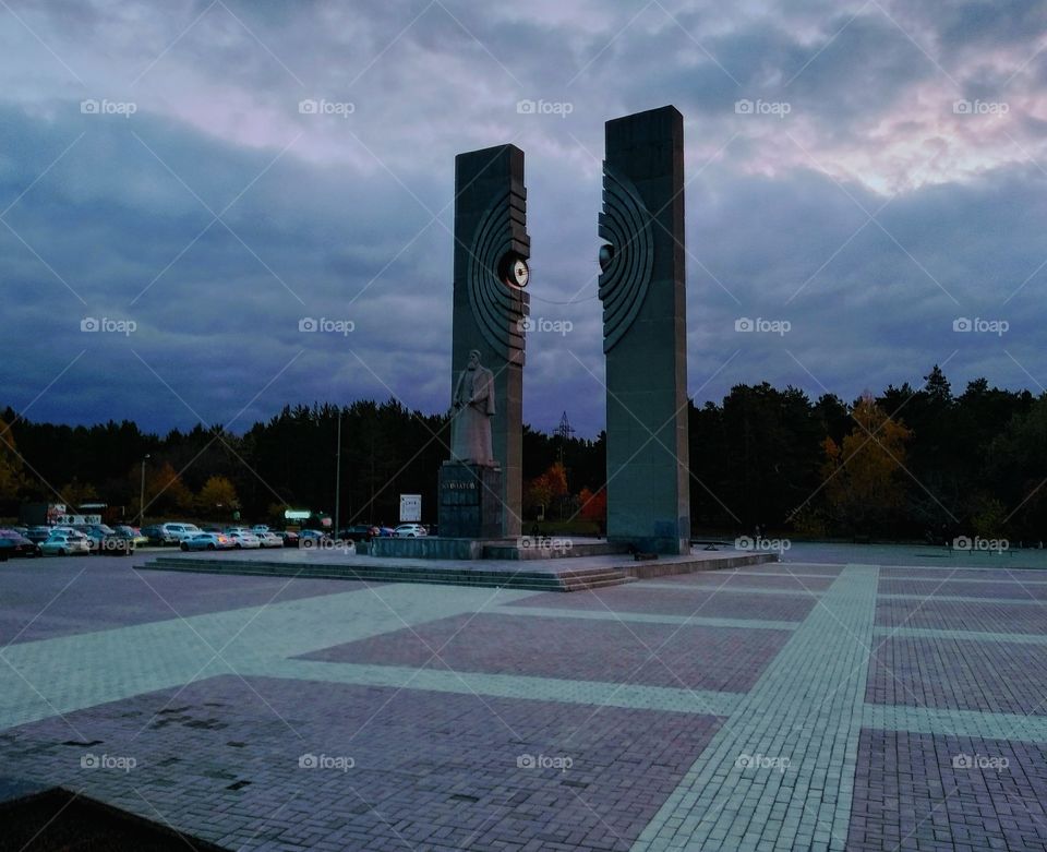Monument to Kurchatov. Chelyabinsk sity