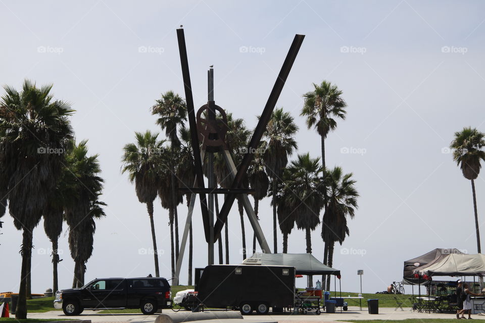 Venice beach sculpture 