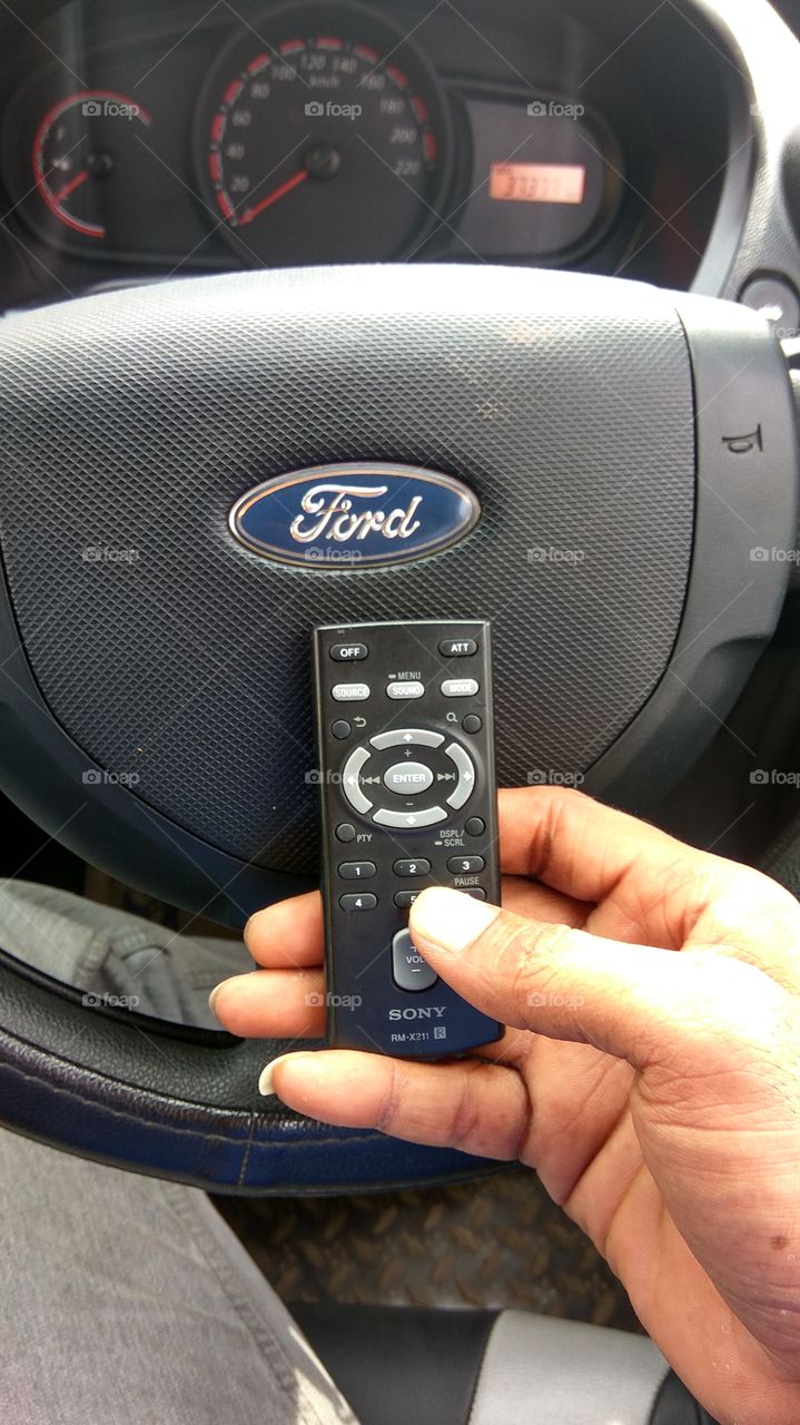 Branded of brands use easy like a remote one of the ford car