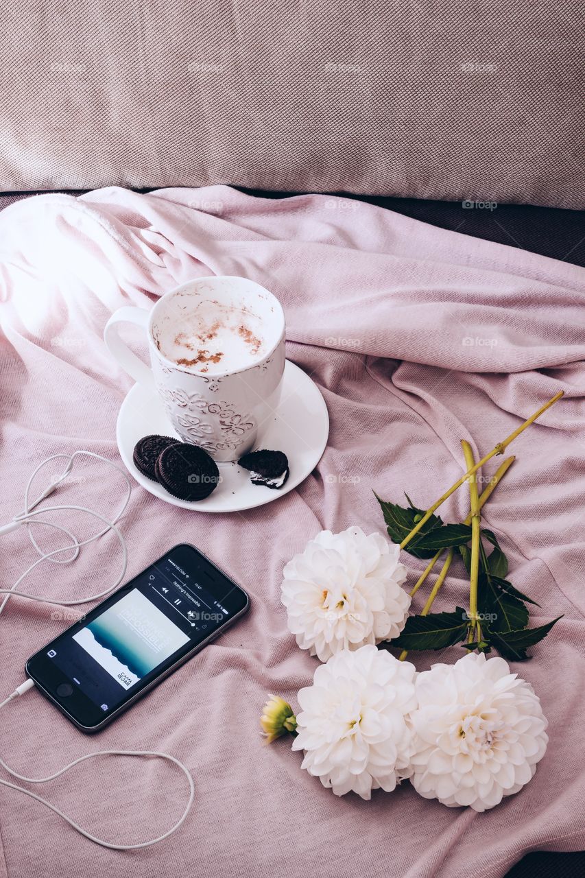 Morning with hot milk and cookies 