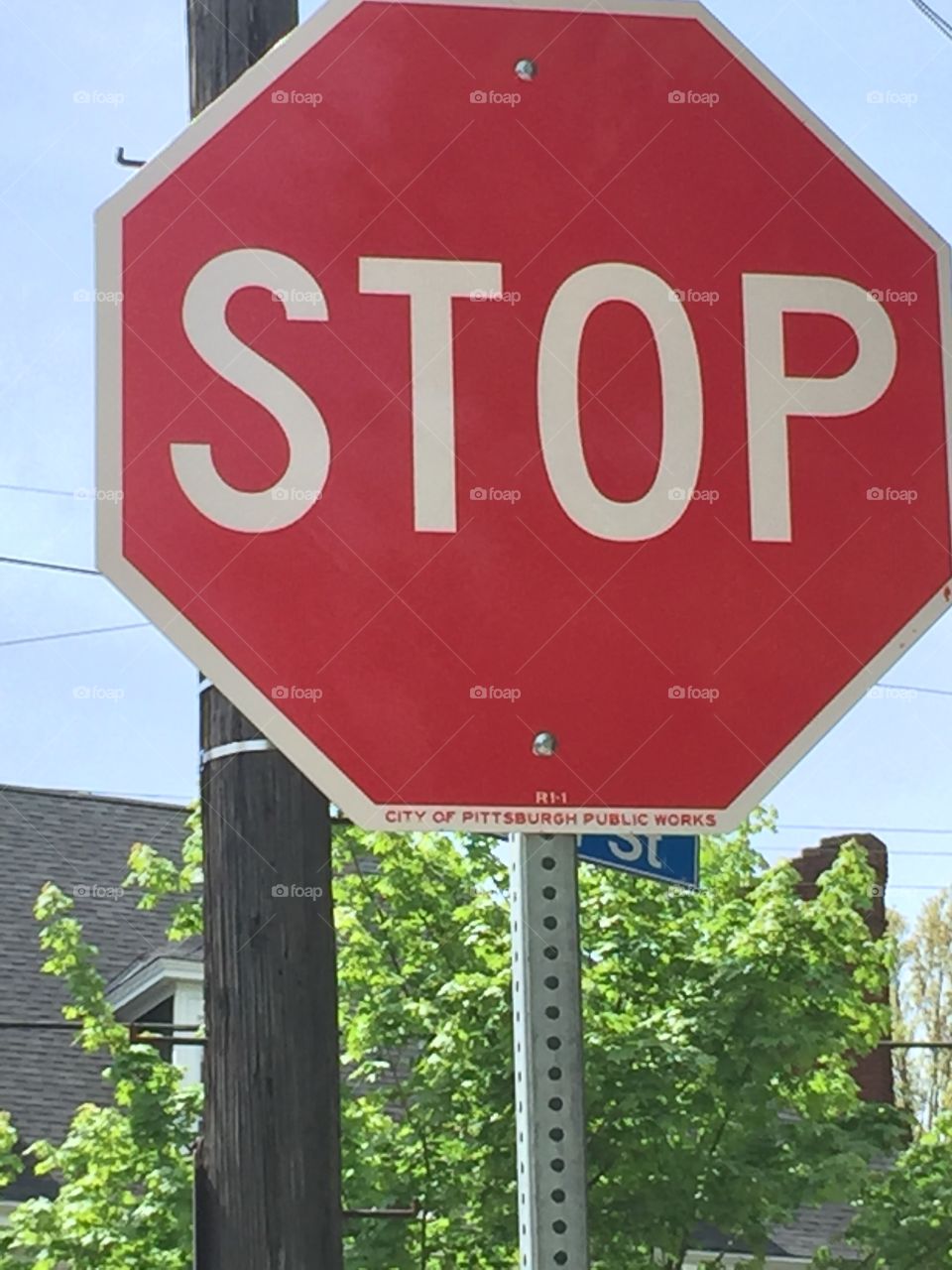 Stop sign 