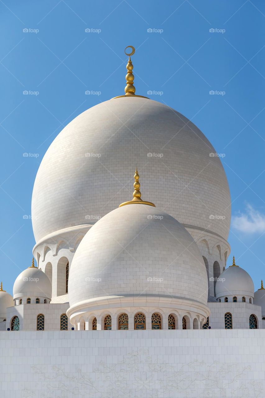 Sheikh Zayed Grand mosque in Abu Dhabi