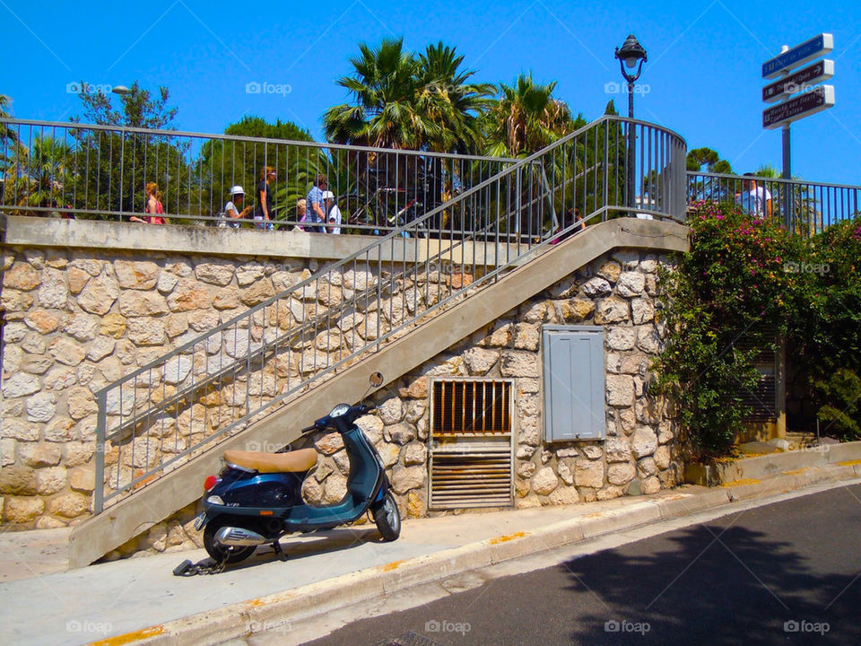 france nice scooter stairway by lbaro
