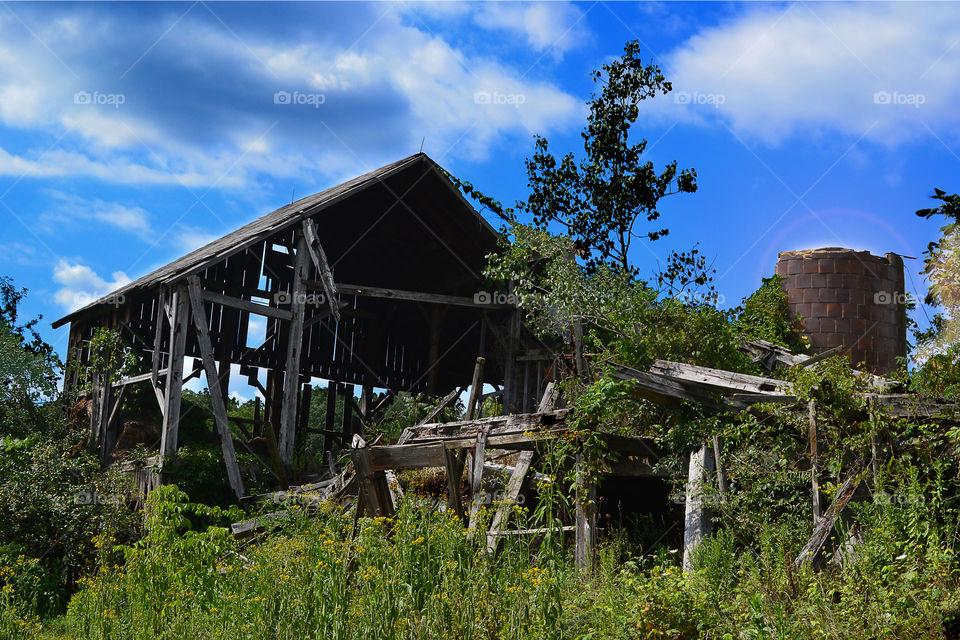 bring life back into this barn. an image of a old run down barn