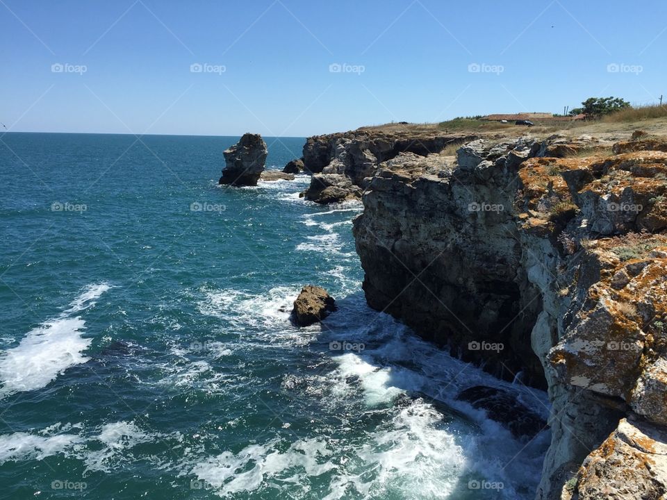 The sea crashes on the rocks - beautiful thing amazing