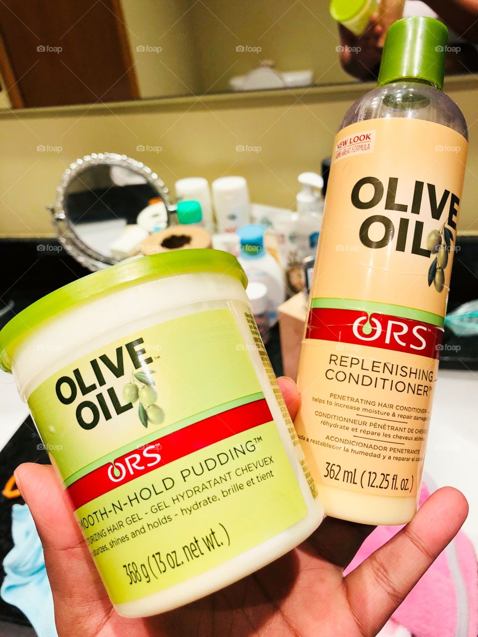 Creme pra cabelo  OLIVE oil. 
