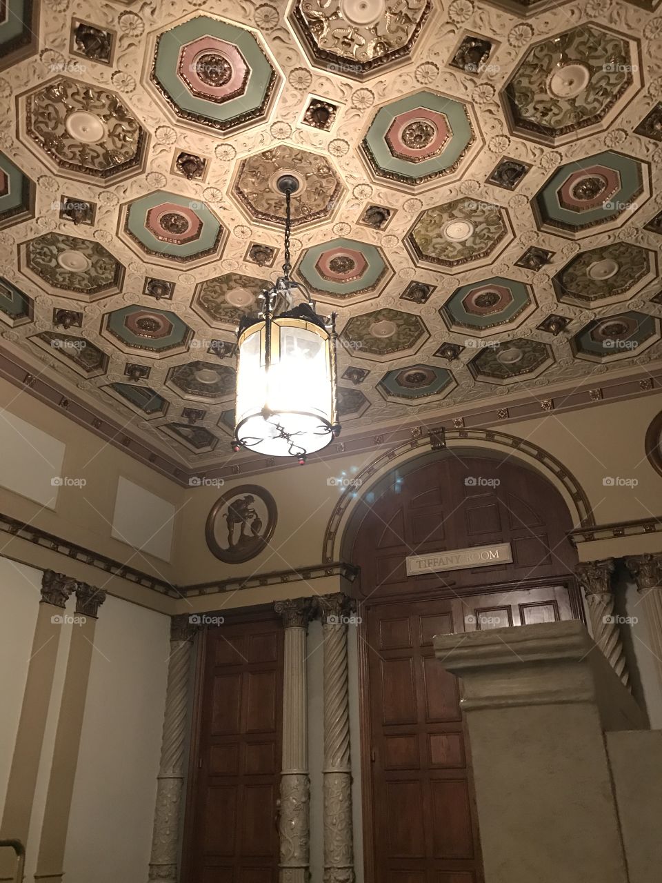 Architecture, Indoors, Inside, Ceiling, No Person