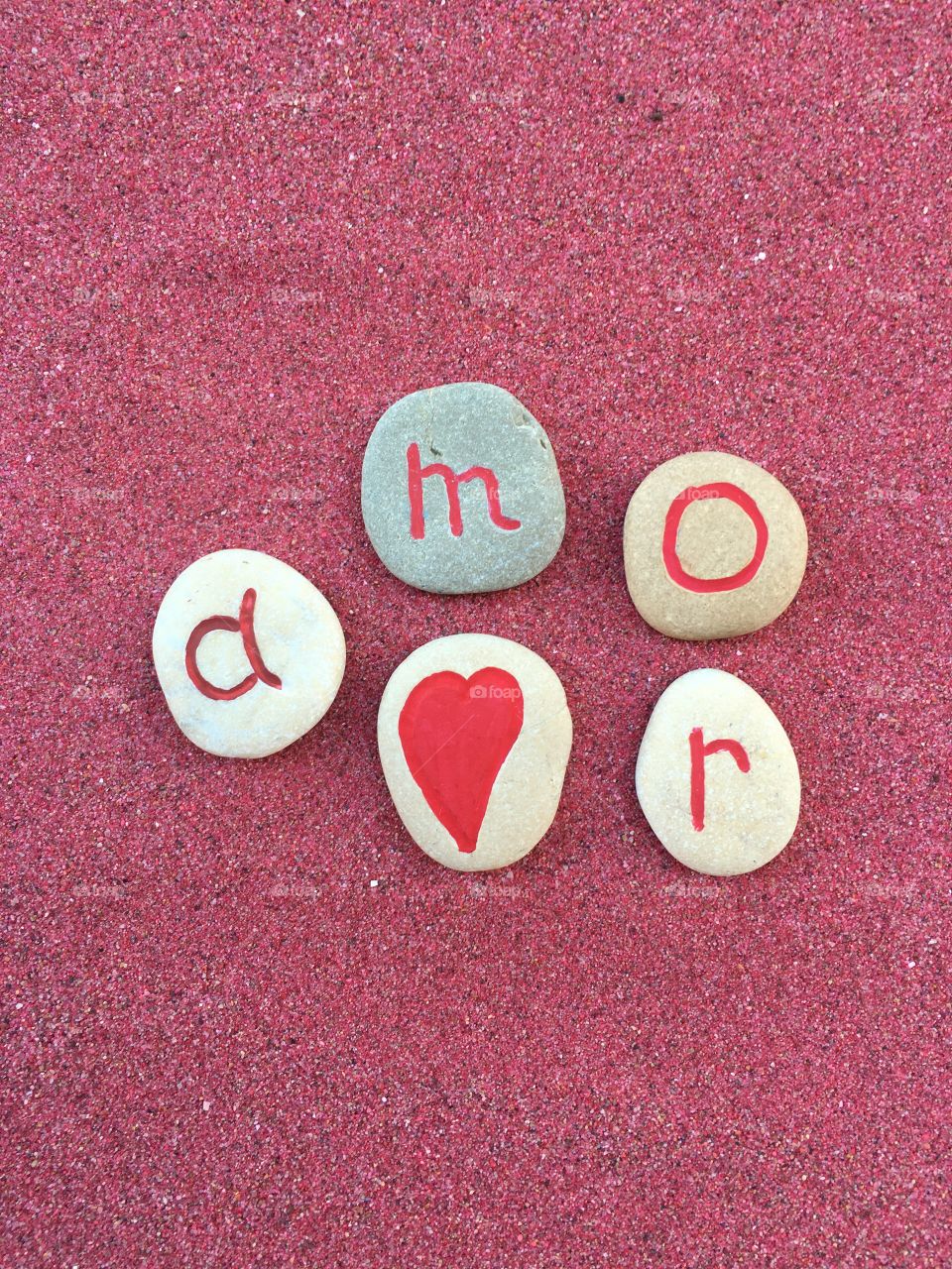 Amor message on stones