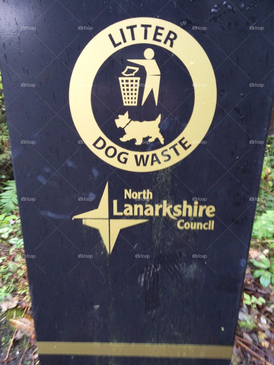 Dog litter bin in North Lanarkshire in Scotland