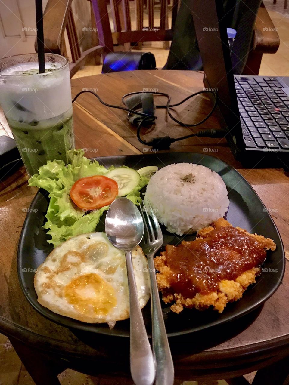 Rice dishes and other toppings and drinks accompany the dinner