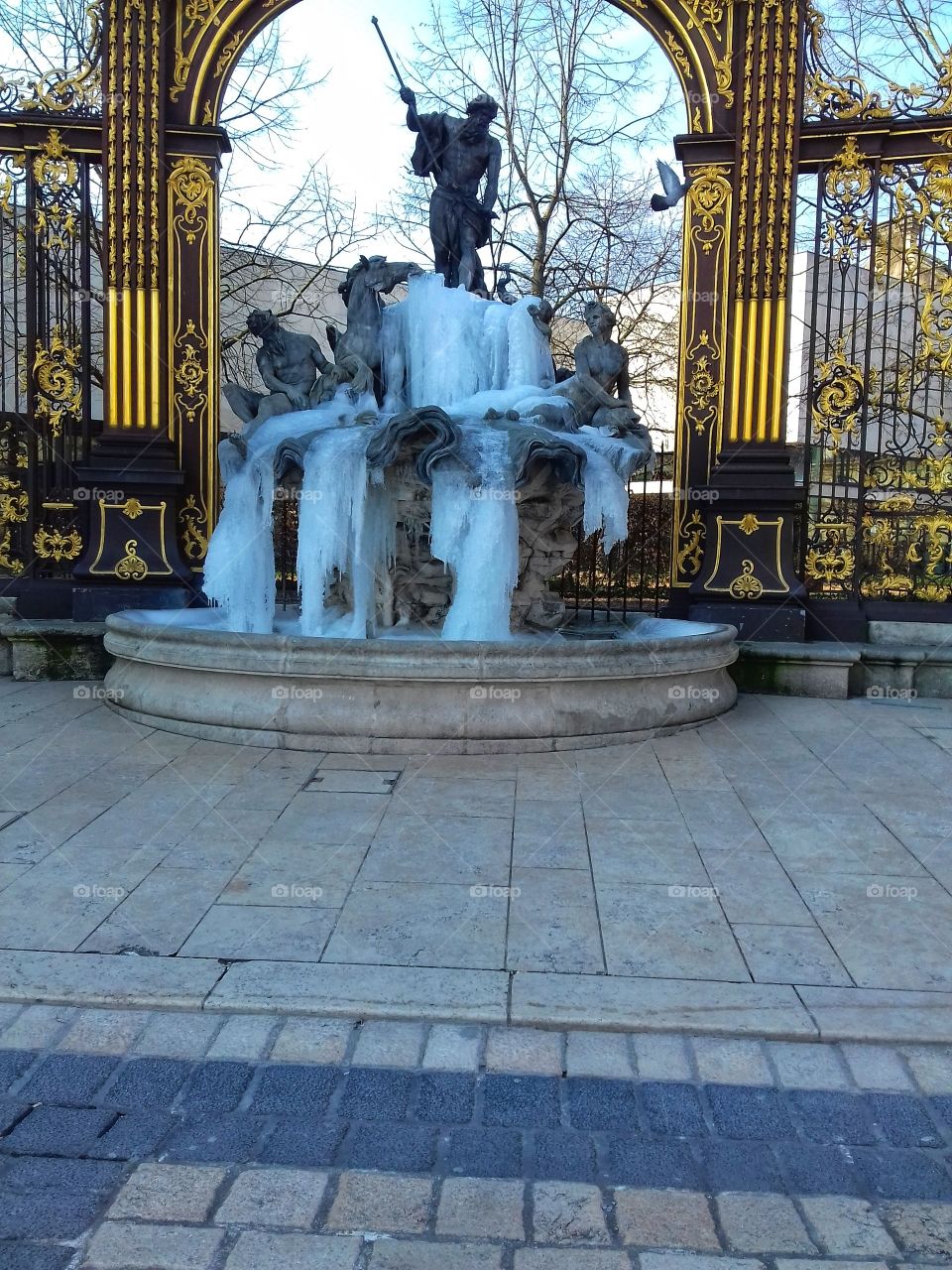 Ice fountain