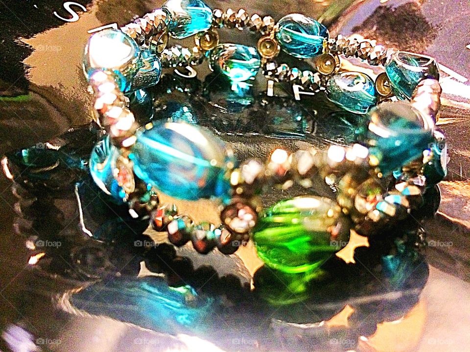 Glass beads bracelet