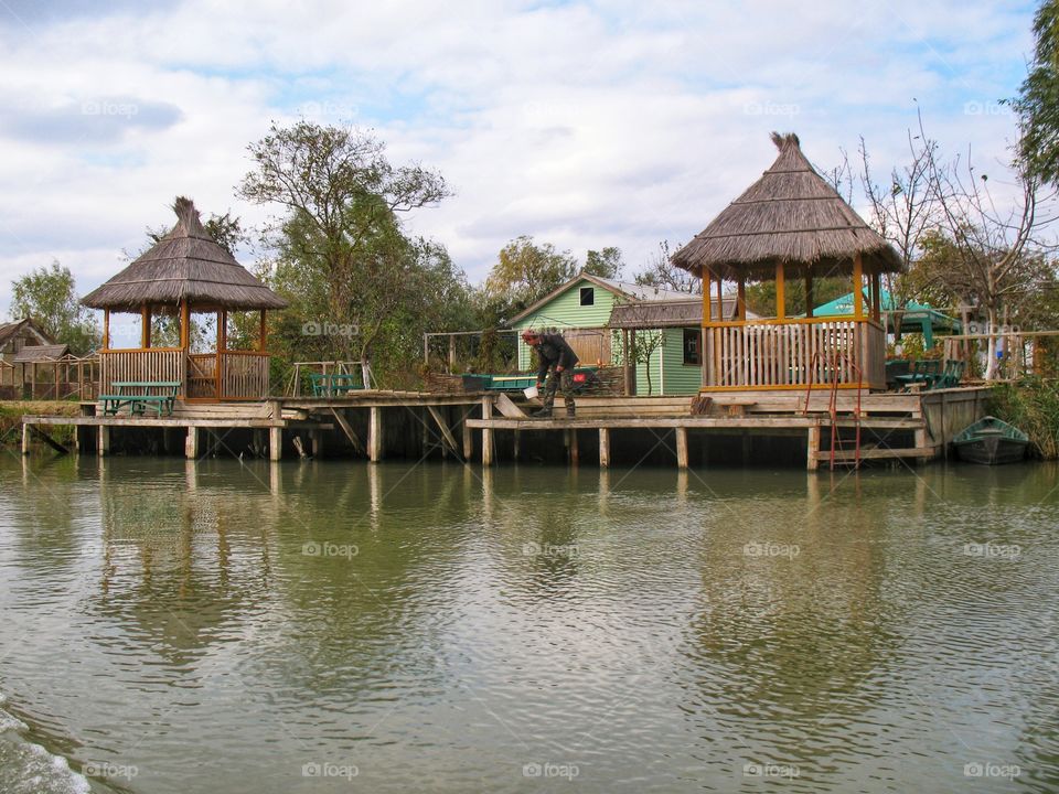 built on the banks of the Danube по