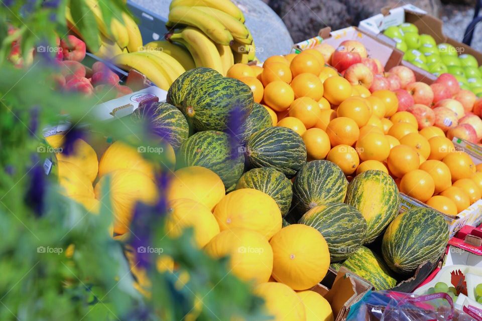 Fruit market 