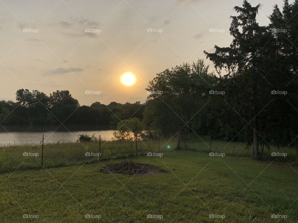 Sunrise at Holiday Lake 