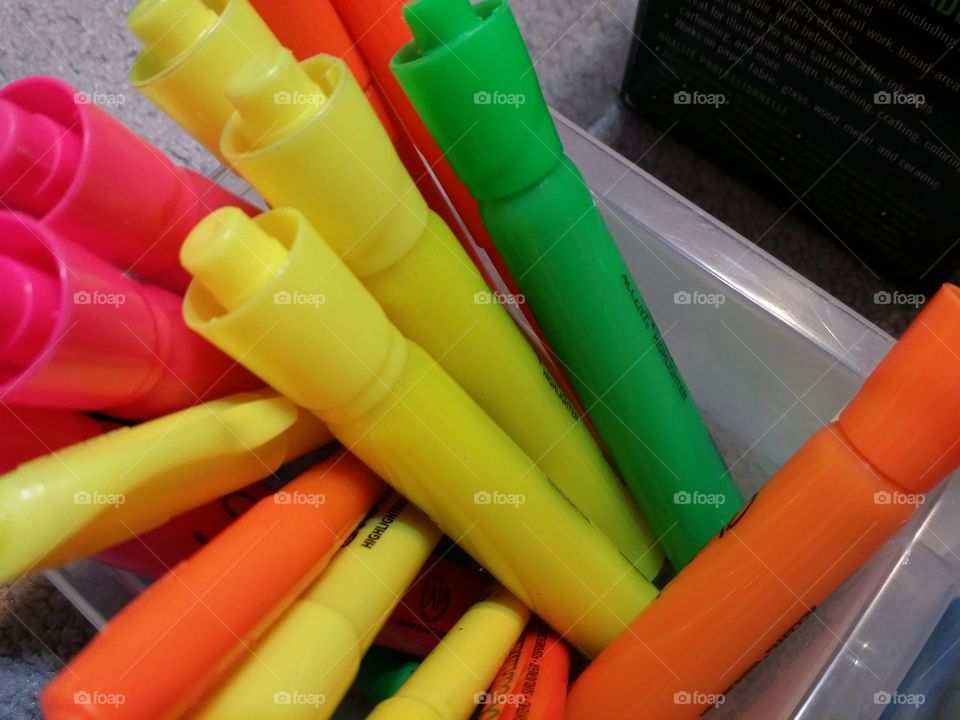 Colorful highlighters