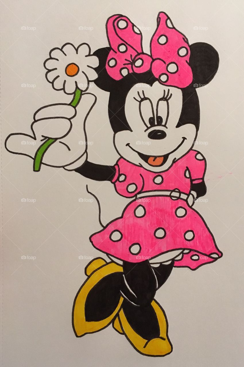 Minnie with flower 