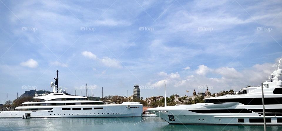 Barcelone , port April 2023 . 