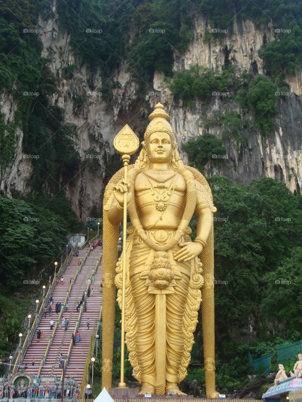 murugan statue malasiya