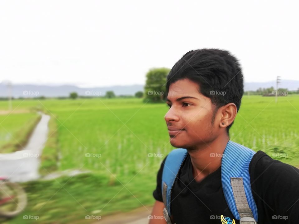 when you travelled alone and feel your memories alive with you always