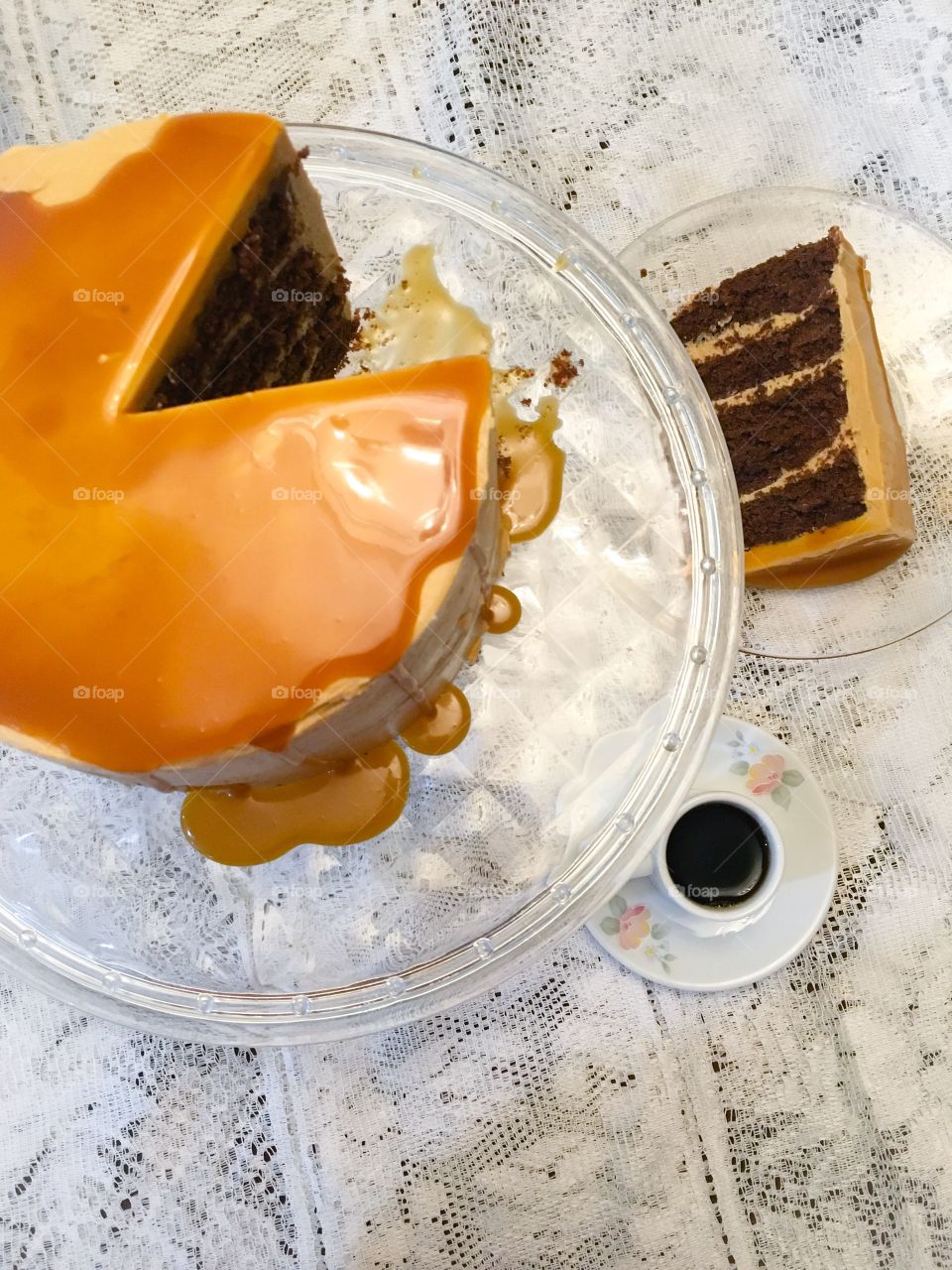 Caramel cake