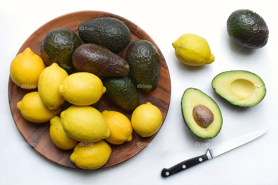 Lemons and avocados 