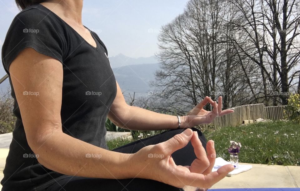 Yoga in sun : staying positive 
