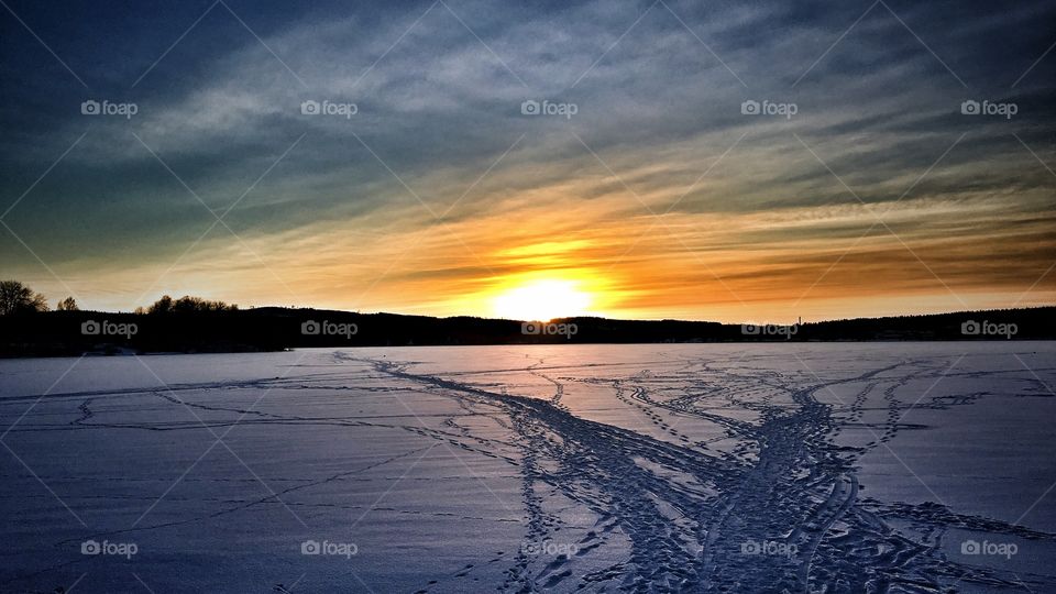 Sunset over ljustern 