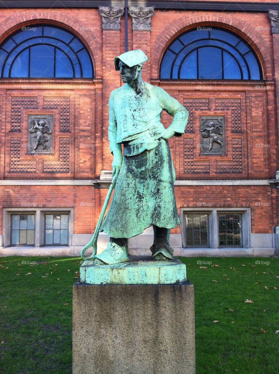 Hammersmith statue