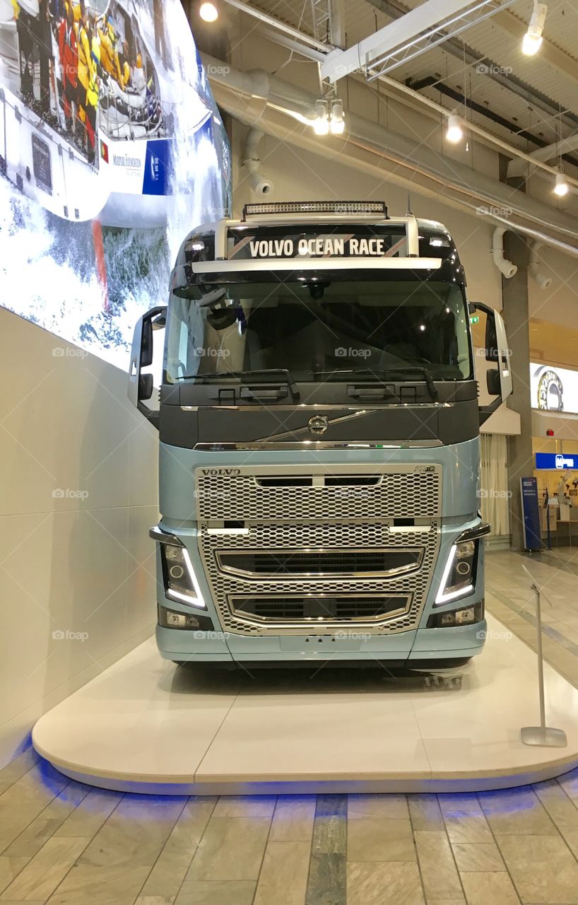 Volvo truck 