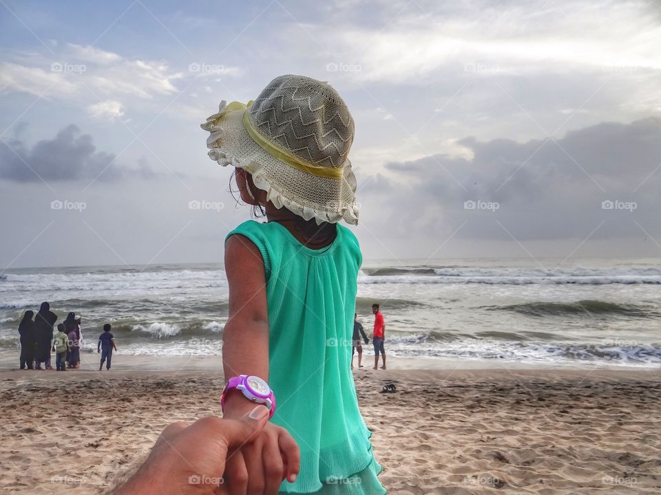 Girl at Arabian sea 