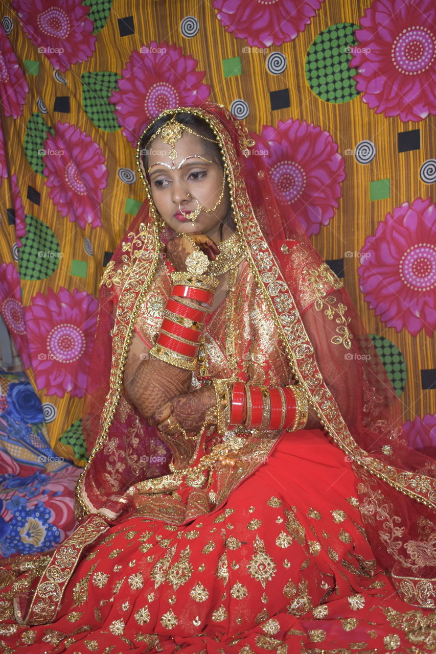 दुल्हन फोटो dulhan pic
cameraman Mukesh kumar
cameraman Kuldeep kumar
cameraman Rahul pandey