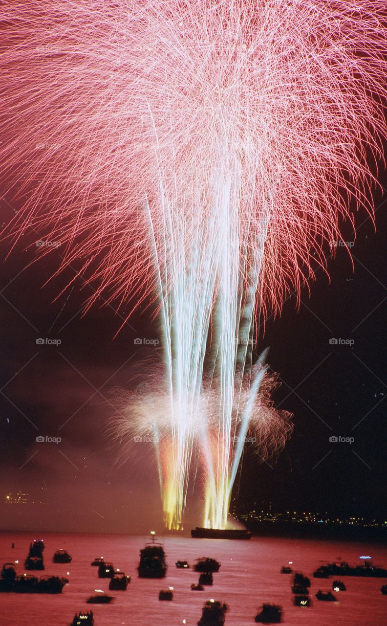 fireworks holiday color