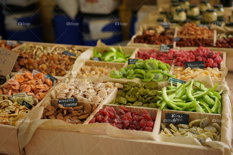 colores frutas mercado