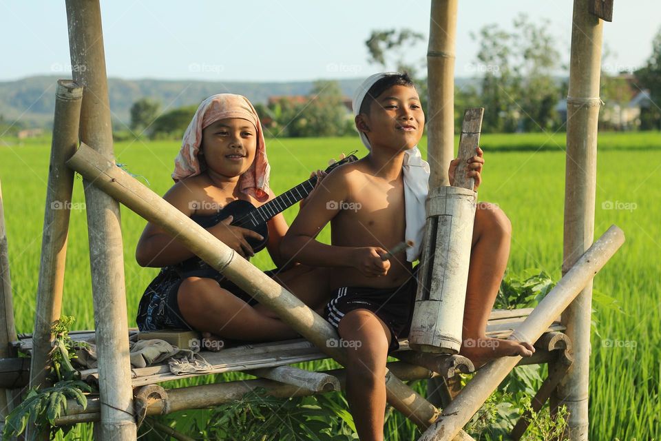 Singing in the fields in the afternoon