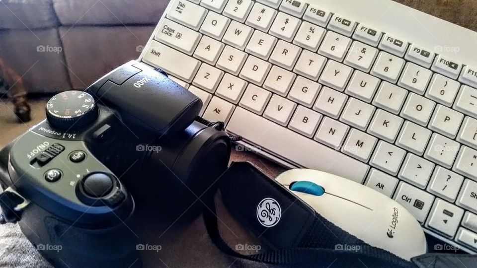 working taking pictures