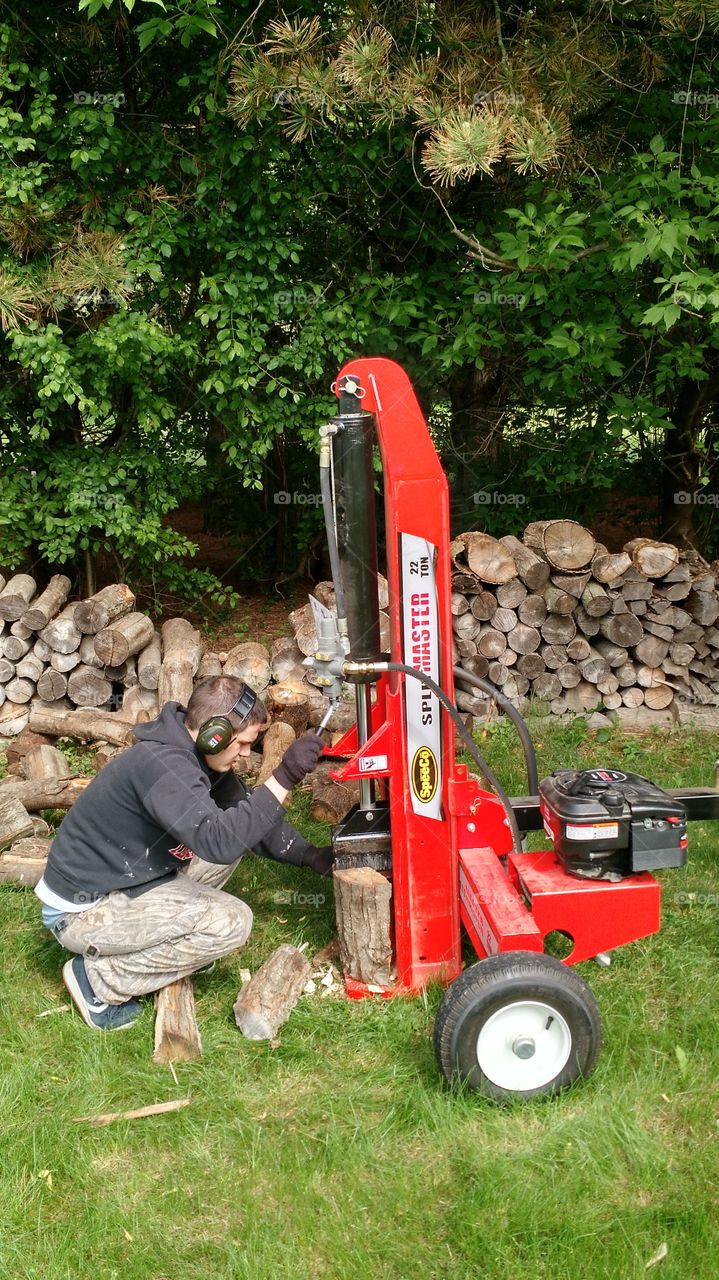 log splitting