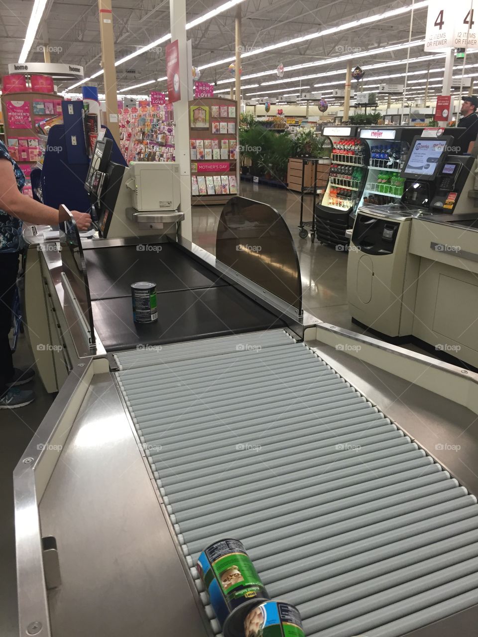 Supermarket self checkout