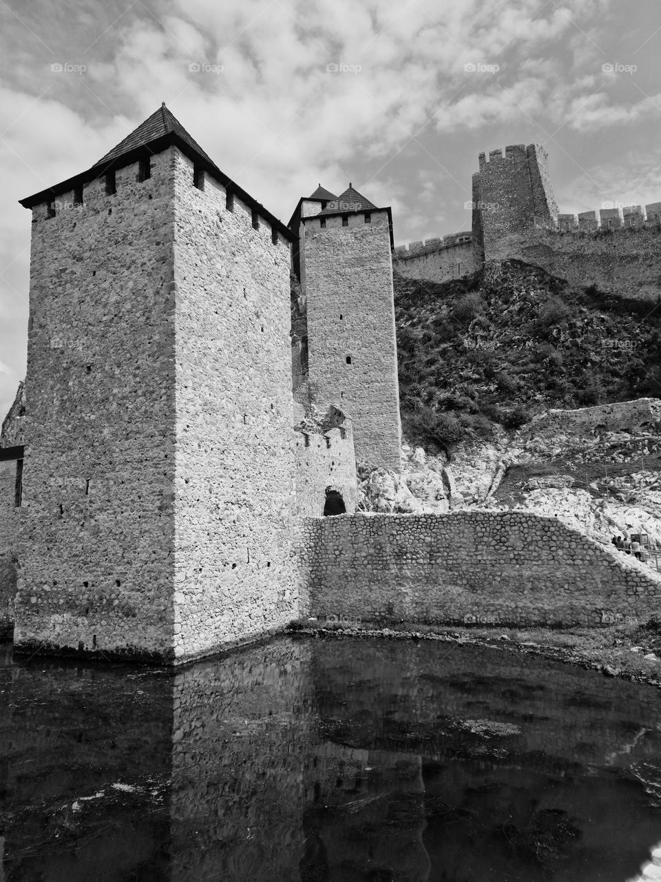 the spectacular medieval architecture of the Golubac Fortress