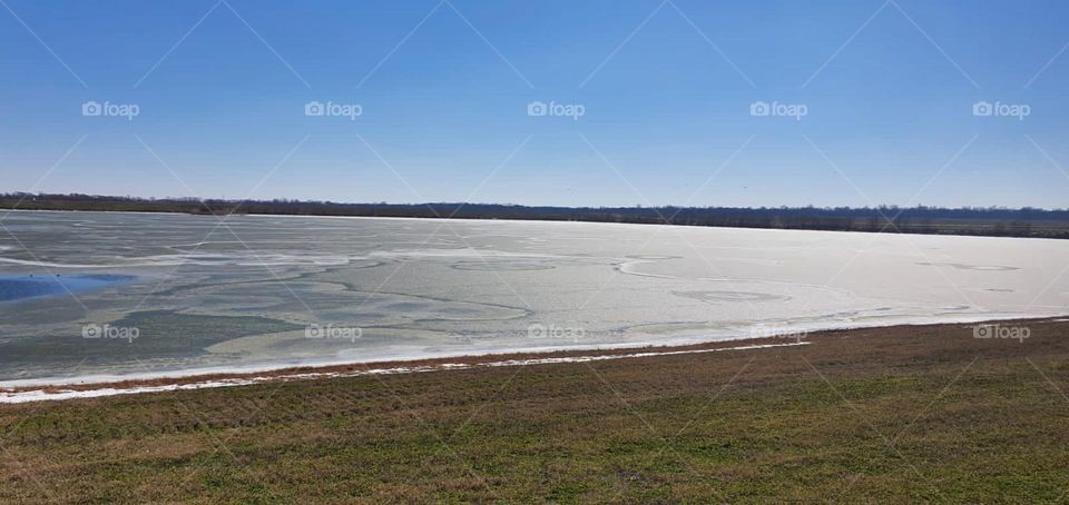 Frozen lake in Dallas Texas