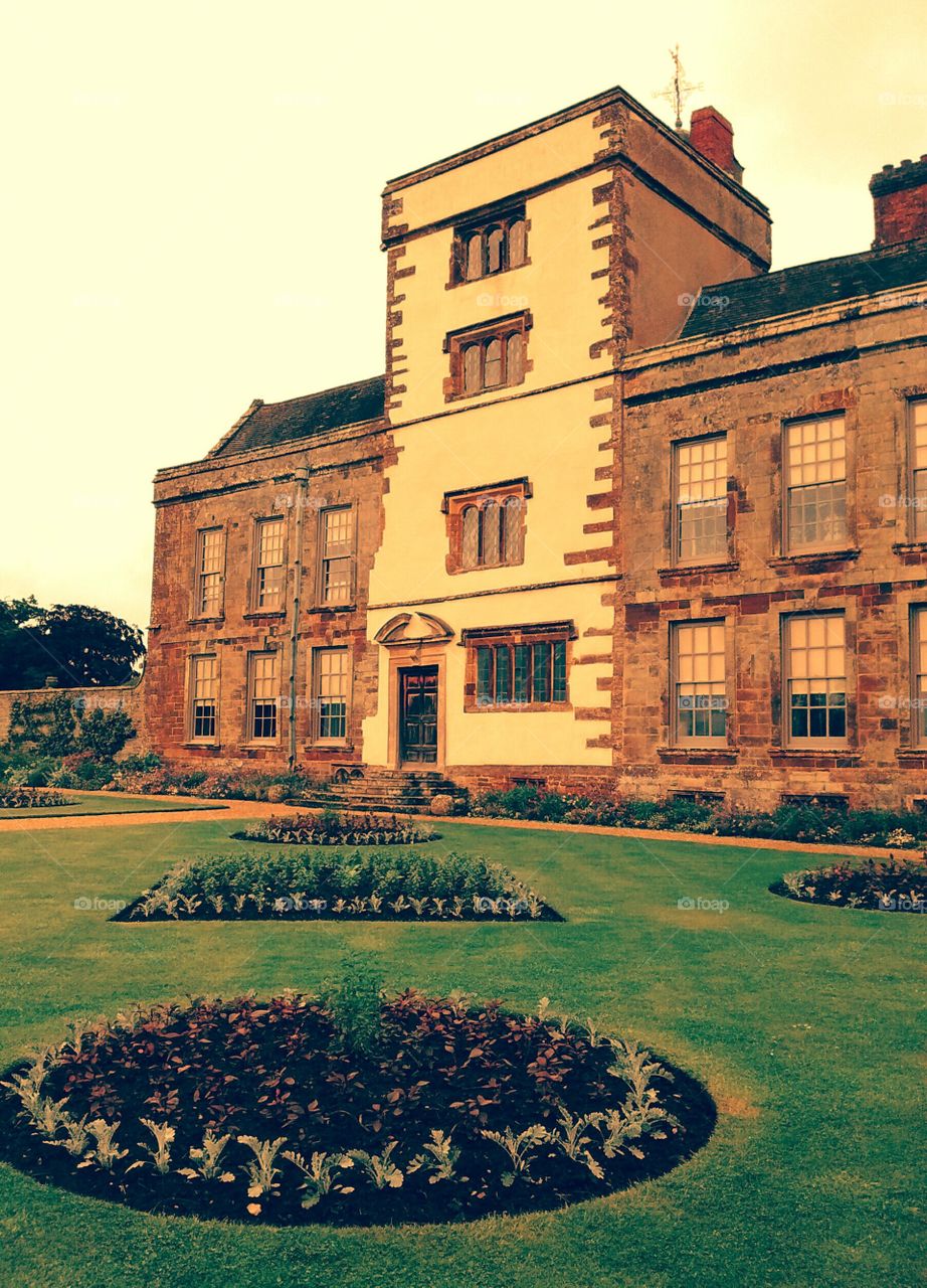 canons Ashby house